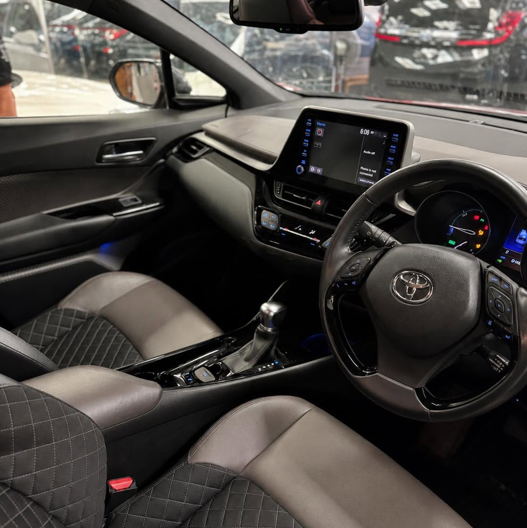 Toyota C-HR Hybrid G Leather 2020