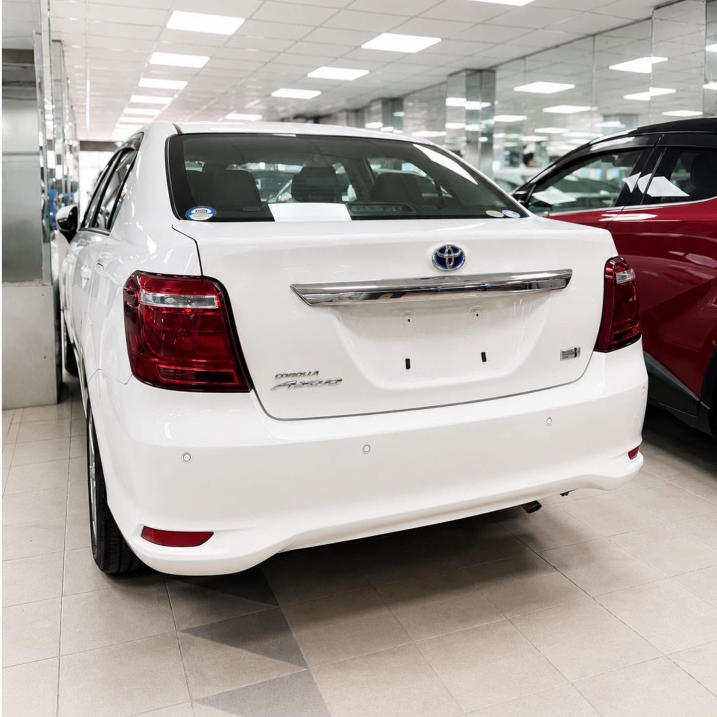Toyota Axio EX Package Hybrid 2020