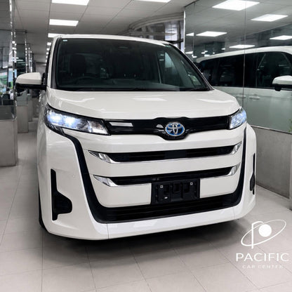 Toyota Noah Hybrid X 2022