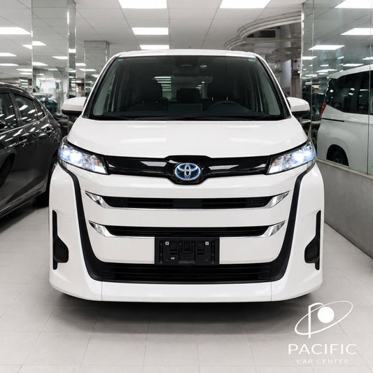 Toyota Noah Hybrid X 2022