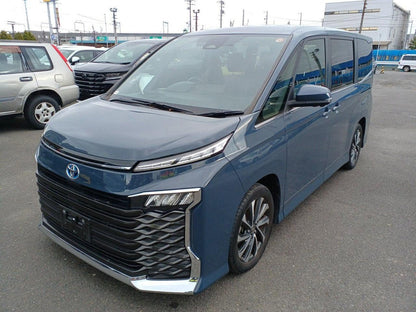 Toyota Voxy Hybrid S-Z 2022